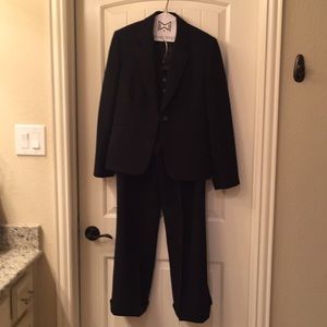 Tahari Black with cream pinstripe pantsuit w/ vest
